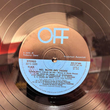 Carica l&#39;immagine nel visualizzatore di Gallery, Soundtrack: Nel Nome Del Padre Off 12&quot; LP 33 RPM prima stampa

